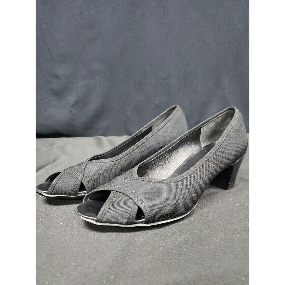 Munro American Black Natalie Peep Toe Pump Heels Shoes Fabric Size 7.5